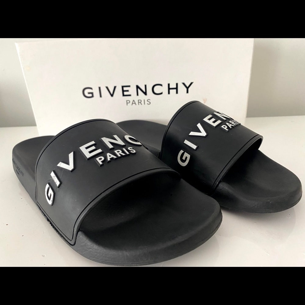 black Givenchy slides - Picture 4 of 7
